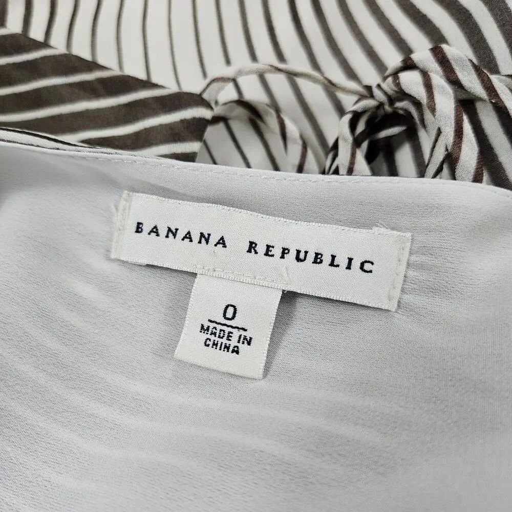 Silk Midi Dress Minimalist Striped Banana Republic - Size 0 - Picture 3 of 8